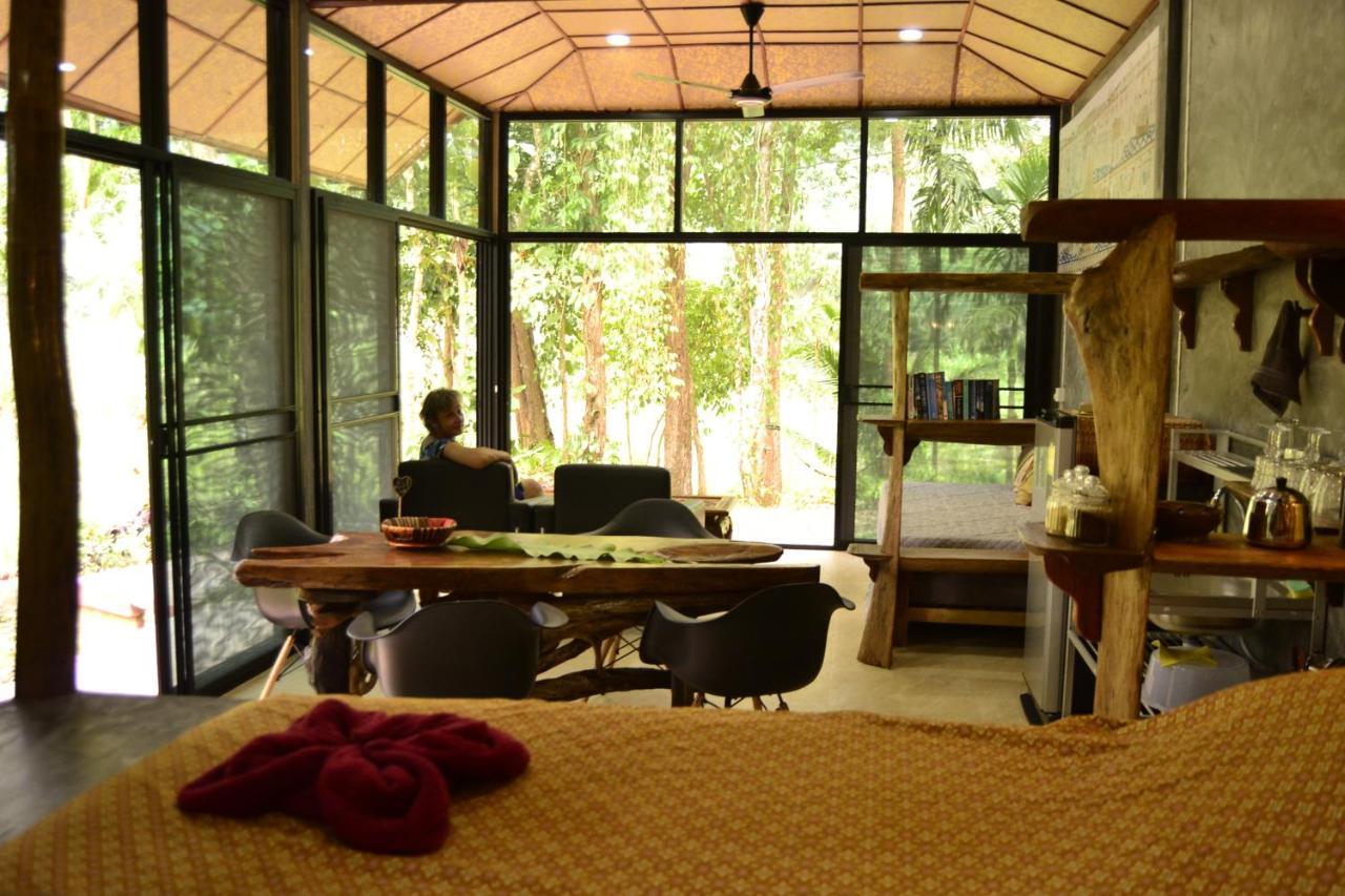 Eco-Logic, Resort For Charity Phato 外观 照片