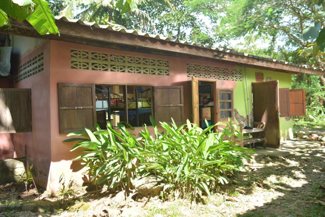 Eco-Logic, Resort For Charity Phato 外观 照片